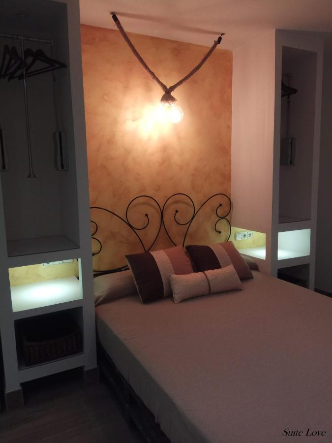 Uceda Suite Love Jacuzzi מראה חיצוני תמונה